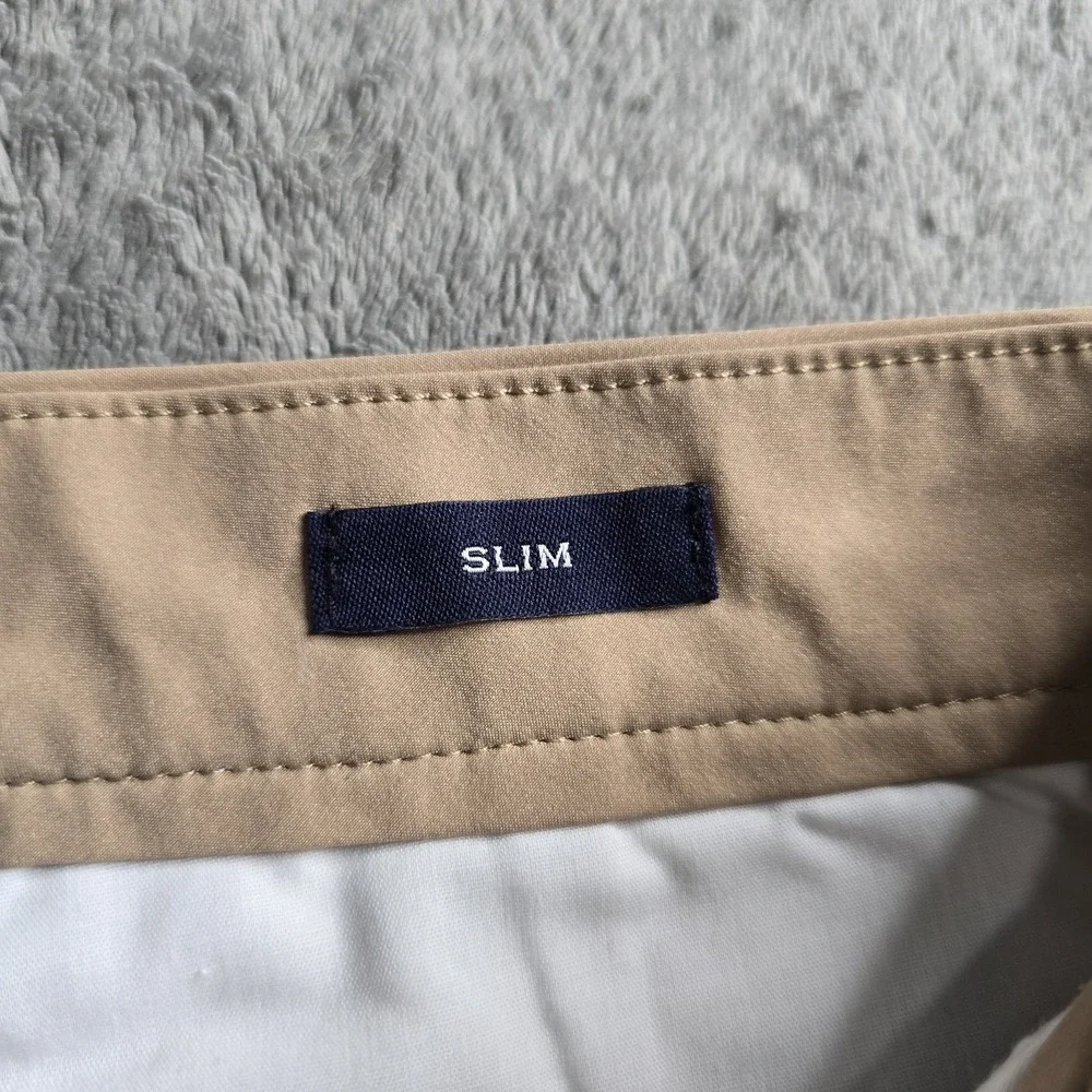 NWT J Crew Tech Pant Mens 30x30 Khaki  Slim Fit Performance Golf Casual Stretch